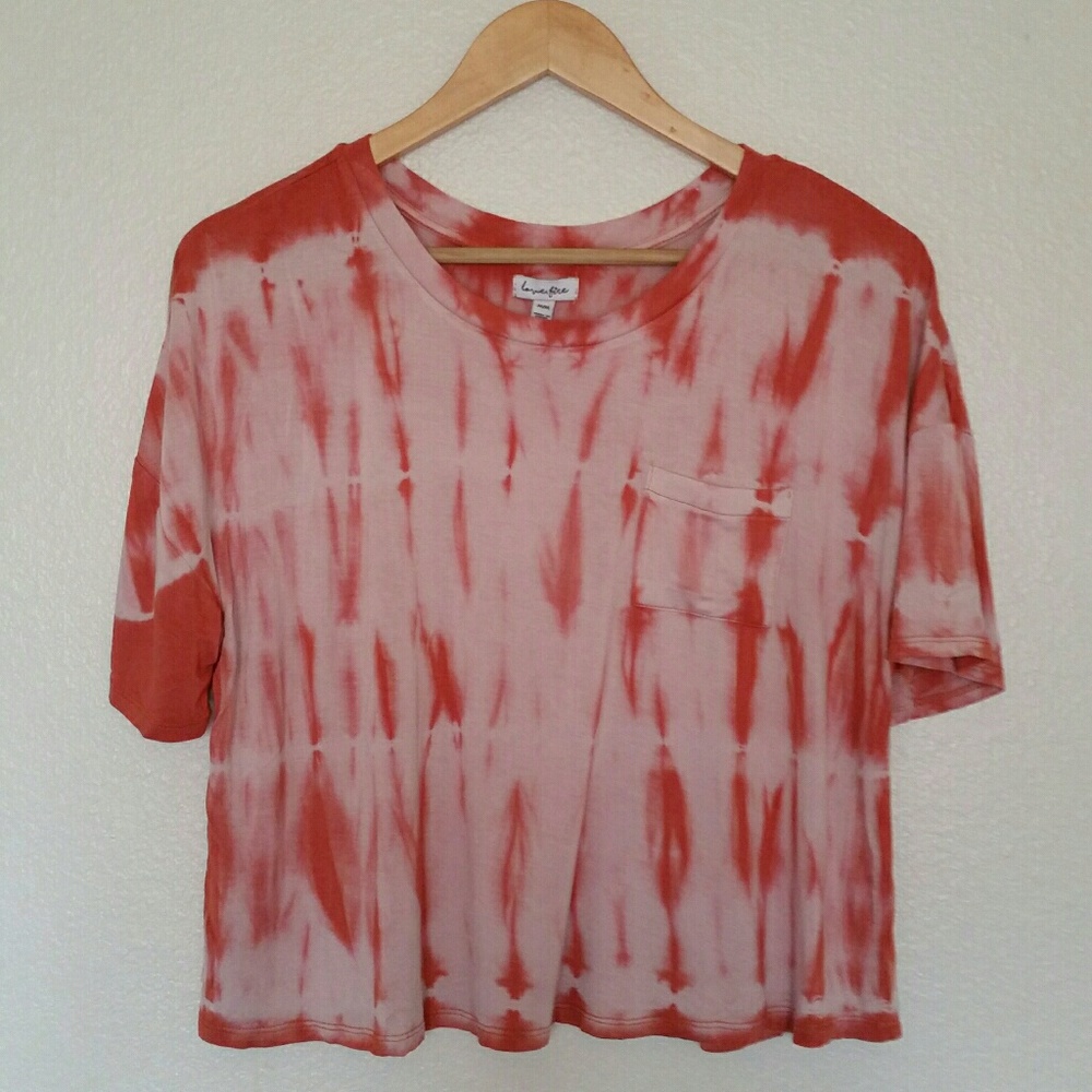 Love fire tops tee size medium